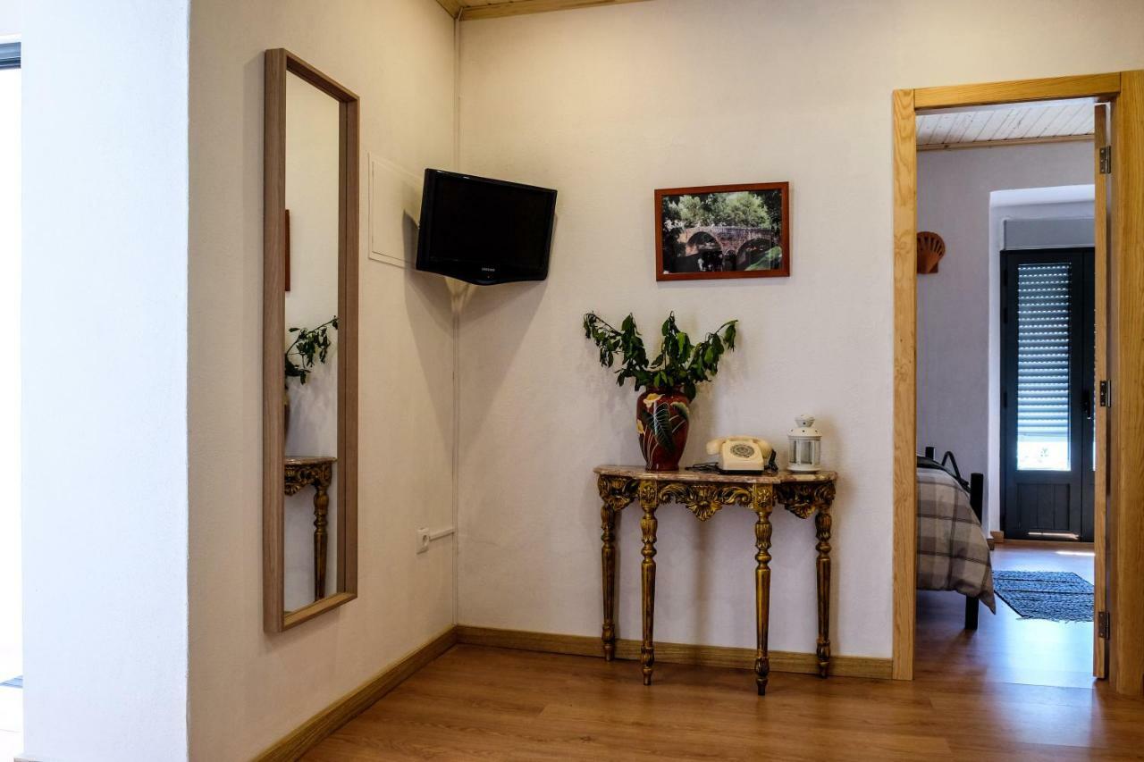 Casa Do Ferreiro II Hotel Gois Ngoại thất bức ảnh
